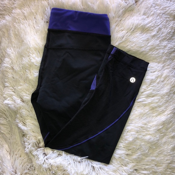 lululemon athletica Pants - EUC lululemon crop size 6